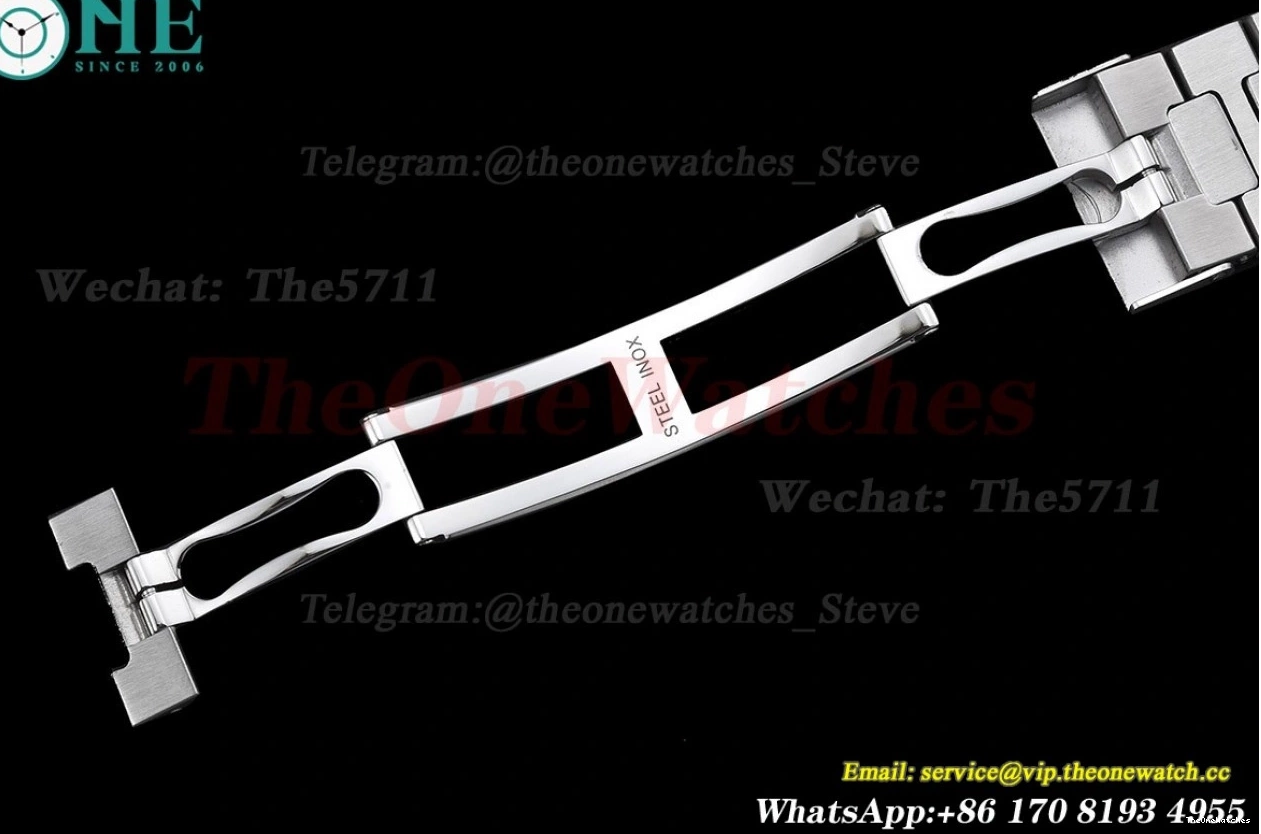 GRF 5712 SS 40mm Nautilus SS A240 Blue Stk 0324